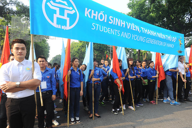 Bộ[-]Ngoại[-]Giao[-]tổ[-]chức[-]đi[-]xe[-]đạp[-]vì[-]môi[-]trường[-]và[-]giao[-]thông[-]đô[-]thị